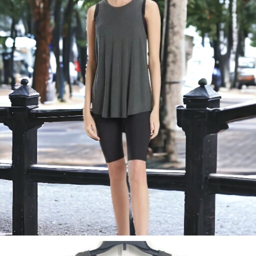 New with tags Josie Natori Gray shirt size medium